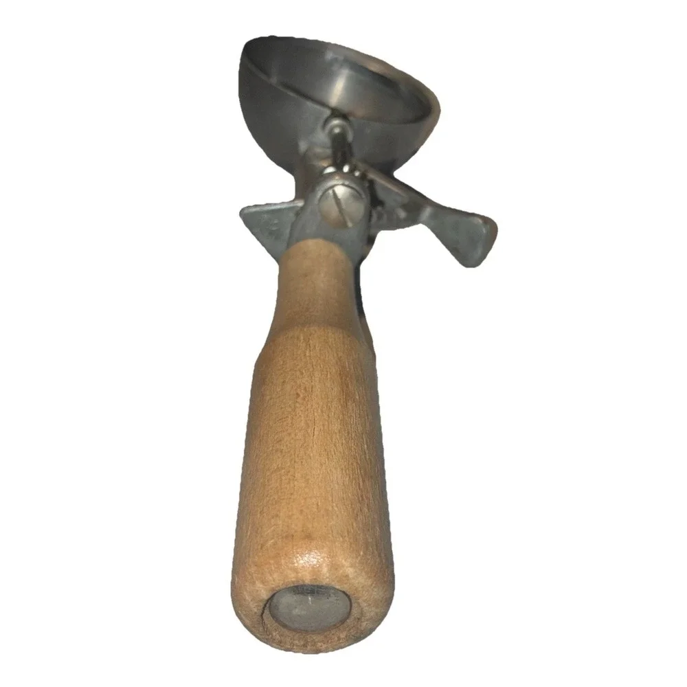 Vintage Disher Portion Scoop 16  Wooden Handle 2.5 oz  Ice Cream Scoop RK Japan